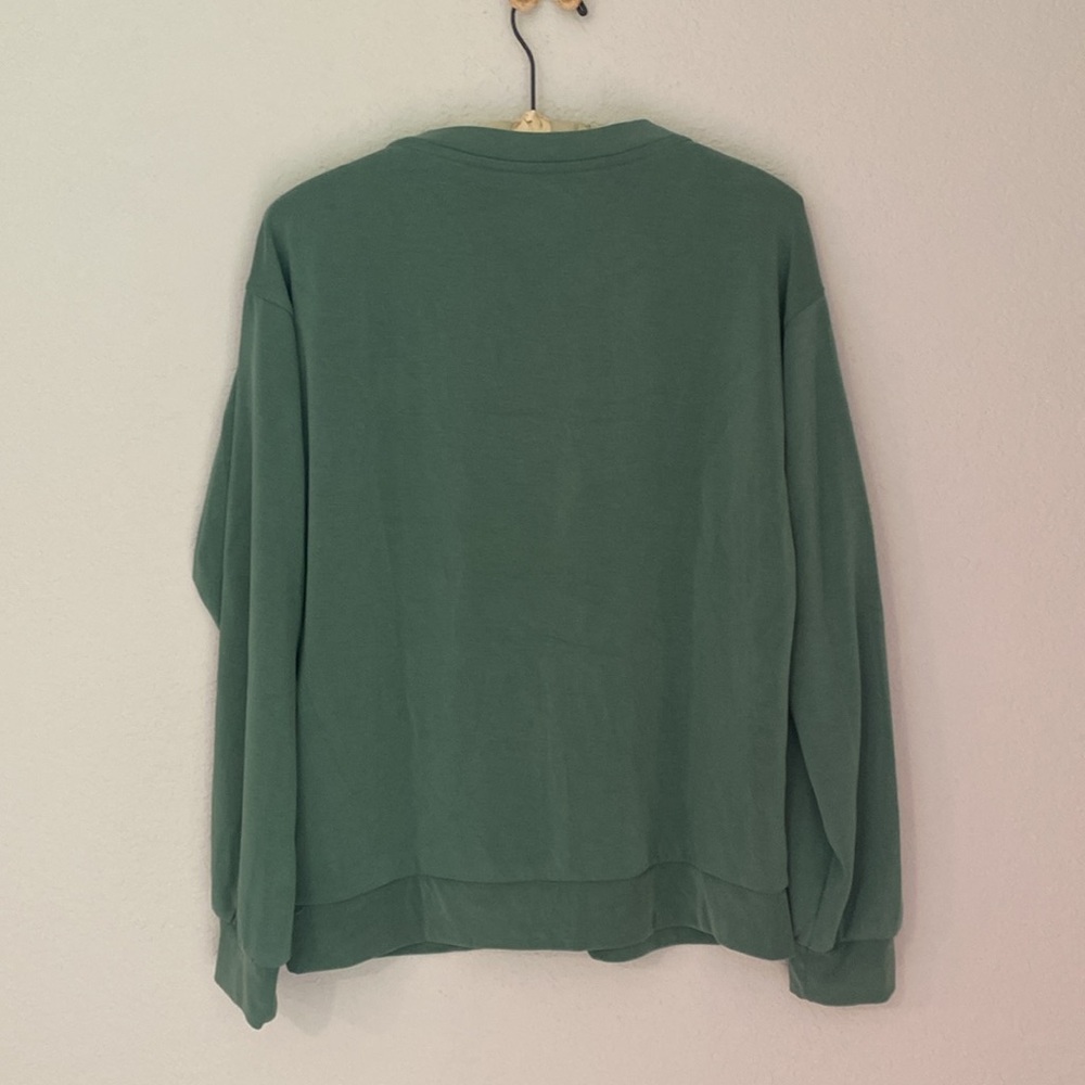 Athleta Willow v-neck sweatshirt - Picture 4 of 5